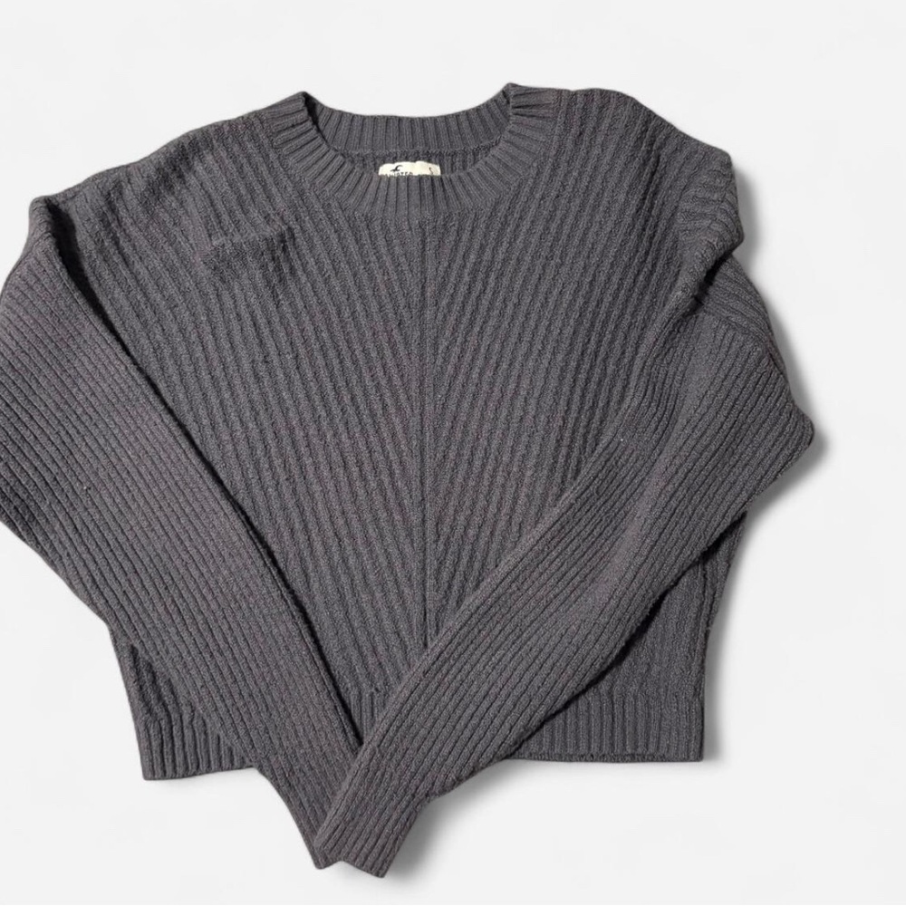 Hollister Blue/Gray Crew Neck Cropped Sweater